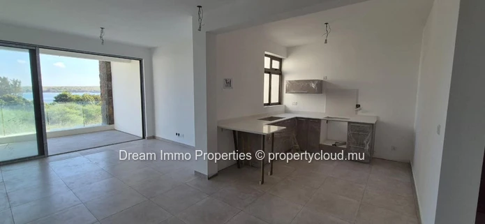 Sea & Mountain Views ! Beautiful 3 Bedrooms Penthouse With Private Rooftop In Tamarin - Mauritius