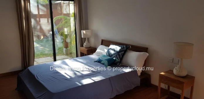 Belle Villa Vue Montagne & Grand Terrain De 1 905 M² Sur Cap Tropical A Riviere Noire – Ile Maurice