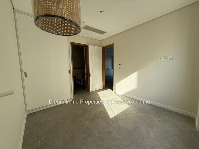 Superb Apartments With Sea Or Mountain Views Within A Beachfront Residence - Mauritius