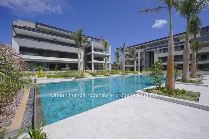 Prestigious 3-Bedroom Apartment In A Golf Course Within Mont Choisy Park - Mauritius