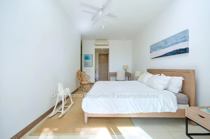 2 Minutes' Walk From The Beach! Beautiful 3 Bedroom Townhouse In Grand Baie - Mauritius