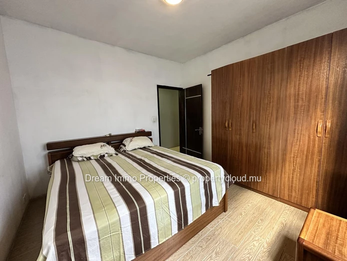 Spacious House With Mountain View & Close To Amenities In Coromandel - Mauritius