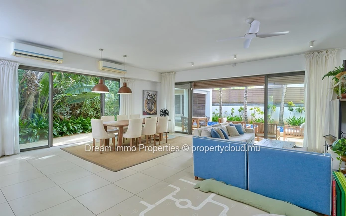 2 Minutes' Walk From The Beach! Beautiful 3 Bedroom Townhouse In Grand Baie - Mauritius