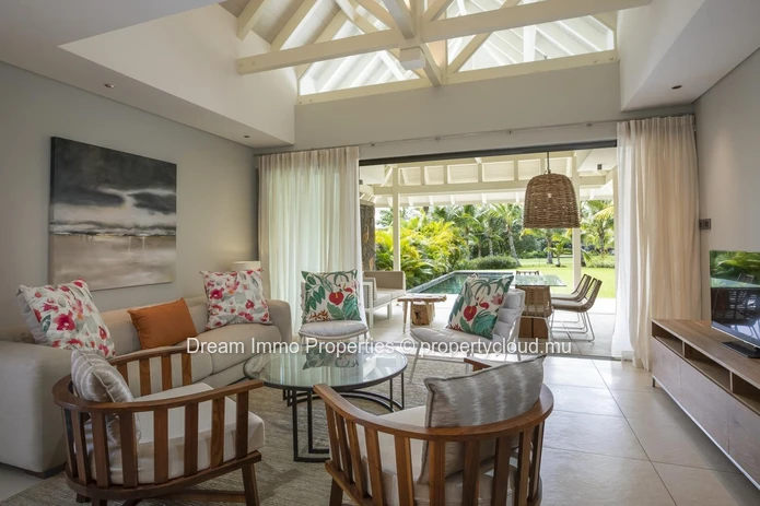 Superbe Villa Jumelee De 3 Ch En Bord De Golf Dans Le Domaine Anahita Resort