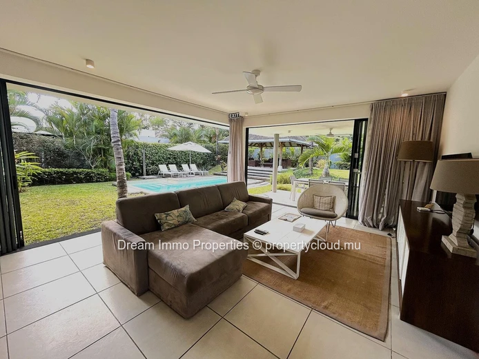 Superb 3-Bedroom Villa Close To The Sea In A Resort In Black River – Mauritius