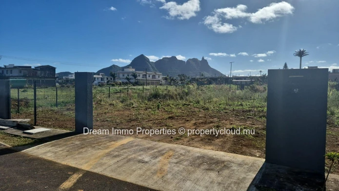 Huge Land For Villa Or Real Estate Development In Smart City L'avenir - Mauritius