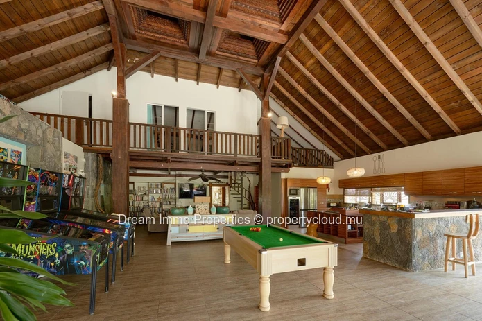 Resale Furnished 4-Bedroom Balinese-Style Villa In Pereybère – Mauritius