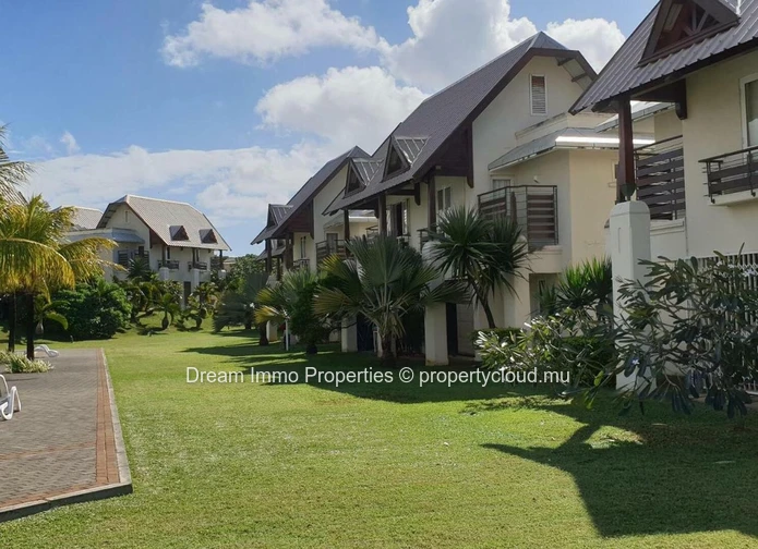 Beautiful 3-Bedroom Duplex In Landmark Residence Close To The Sea In Grand Baie - Mauritius