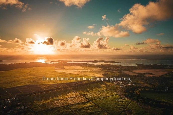 Huge Lands On A Luxury Domain With Golf, Lagoon & Resorts Access – Beau-Champ - Mauritius