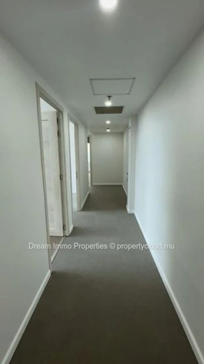 190 Sqm Office For Rent In The Center Of Ebene – Mauritius