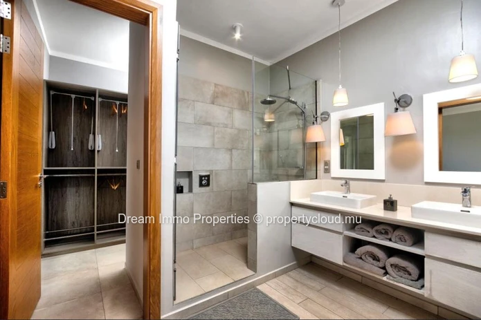Exceptional Modern Sea View Penthouse In Balaclava?- Mauritius