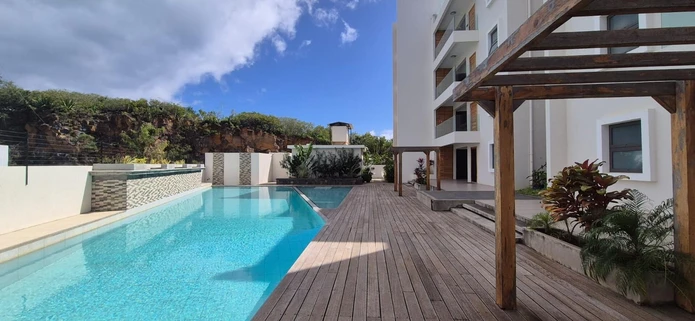 New Contemporary 3-Bedroom Apartment Close To The Sea In Pereybere - Mauritius