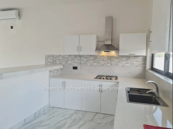New 4-Bedroom Villa In The Heart Of Grand Baie, Close To The Sea & Amenities – Mauritius