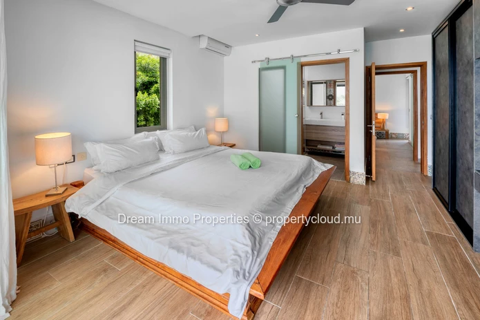 Exceptional Waterfront Penthouse With Panoramic Sea View In Pereybere – Mauritius