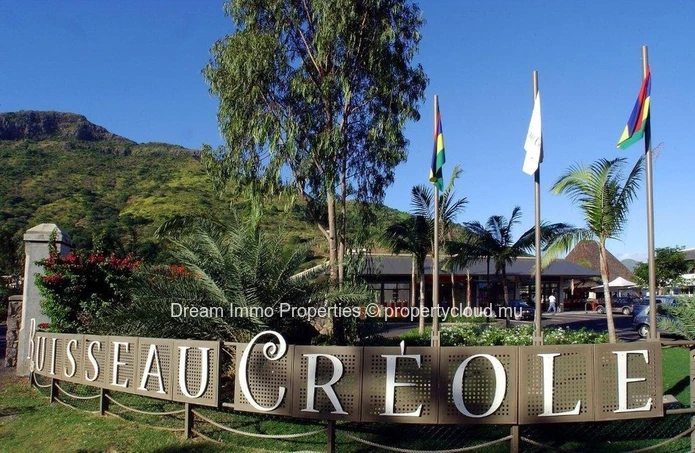 Dernier Duplex A Vendre Avec Piscine Privee A Black Rock, Tamarin - Ile Maurice