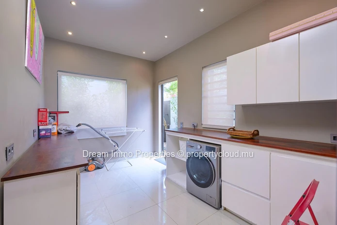 Beautiful 5-Bedroom Villa On A Huge 1,150 Sqm Land In Grand Baie – Mauritius