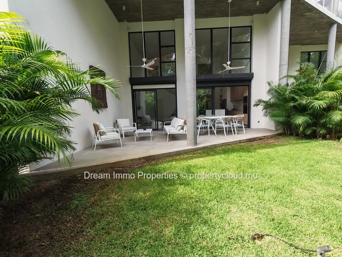 New & Luxury Duplex Apartment In A Premium Area Of Pte Aux Canonniers - Mauritius