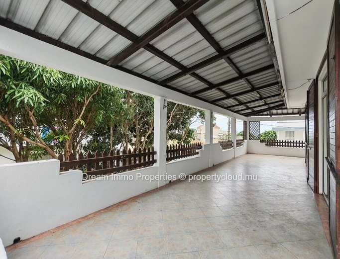 Beautiful Spacious 7-Bedroom Villa In Beau Bassin – Mauritius