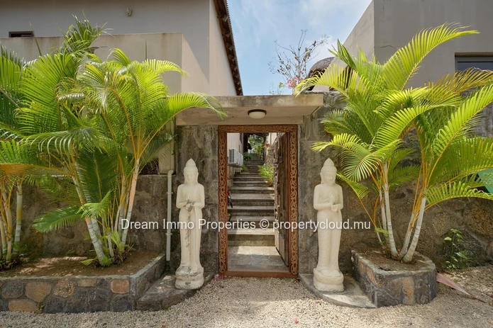 Resale Furnished 4-Bedroom Balinese-Style Villa In Pereybère – Mauritius