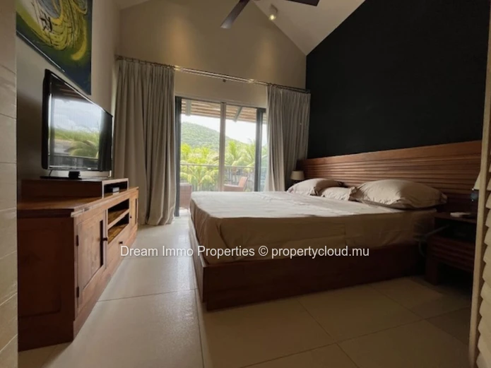  3-Bedroom Duplex With Private Pontoon In An Exclusive Marina At Black River - Mauritius
