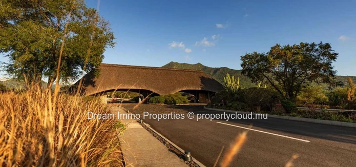 Luxueuse Villa Vue Mer & Montagne Dans Les Hauteurs De Domaine Palmyre A Riviere Noire – Ile Maurice
