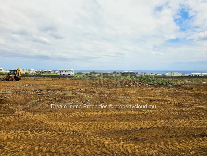 High-End 2-Bedroom Apartments Close To The Sea & With Mountain Views In Flic En Flac – Mauritius