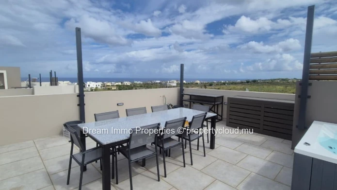 Superb Penthouse For Rent With Sea & Mountain Views In Flic En Flac – Mauritius