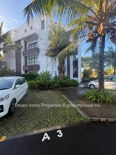 Top 2 Bedroom Apartment 100 M From The Beautiful Mont-Choisy Lagoon & Golf Course - Mauritius