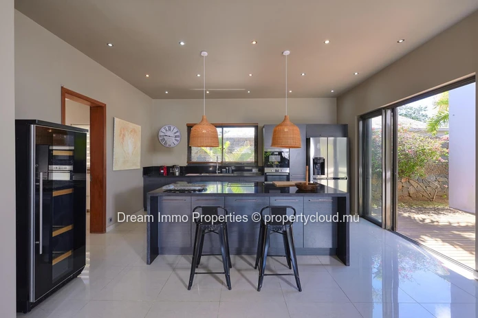 Beautiful 5-Bedroom Villa On A Huge 1,150 Sqm Land In Grand Baie – Mauritius