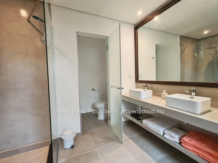 New & Luxury Duplex Apartment In A Premium Area Of Pte Aux Canonniers - Mauritius