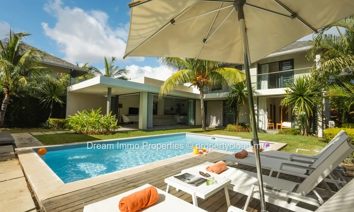 Villa 3 Chambres Proche Mer Dans Un Resort A Riviere Noire - Ile Maurice