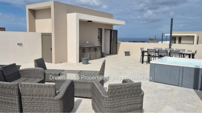 Superb Penthouse For Rent With Sea & Mountain Views In Flic En Flac – Mauritius