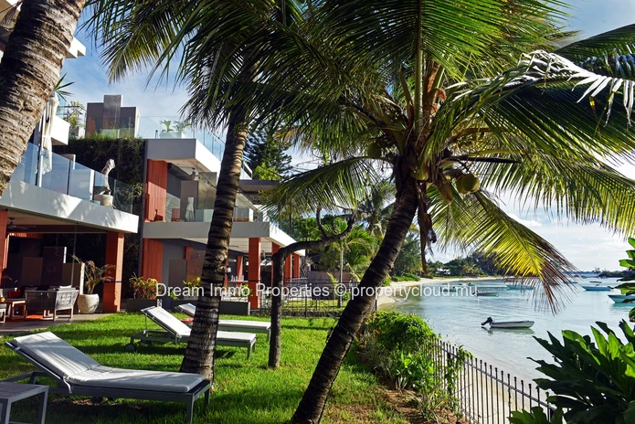 Exceptional Waterfront Penthouse With Panoramic Sea View In Pereybere – Mauritius