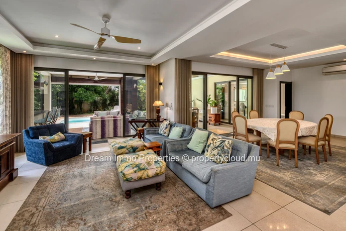 Prestigious 3-Bedroom Villa With Private Pool In Grand Baie – Mauritius