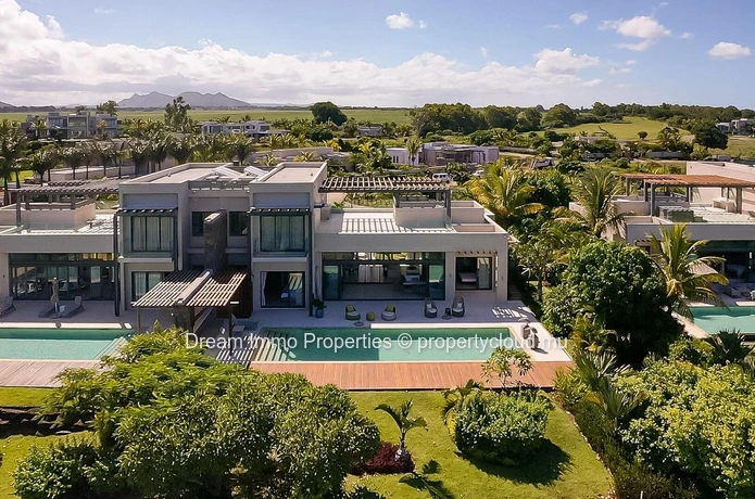 Luxury Townhouse With Sea & Golf Views In The Anahita Resort - Mauritius
