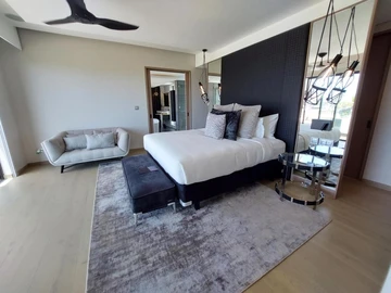 5 Bedroom Villa