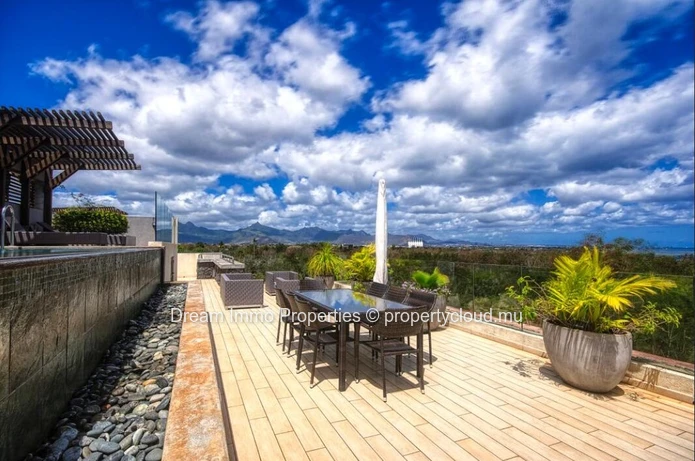 Exceptional Modern Sea View Penthouse In Balaclava?- Mauritius