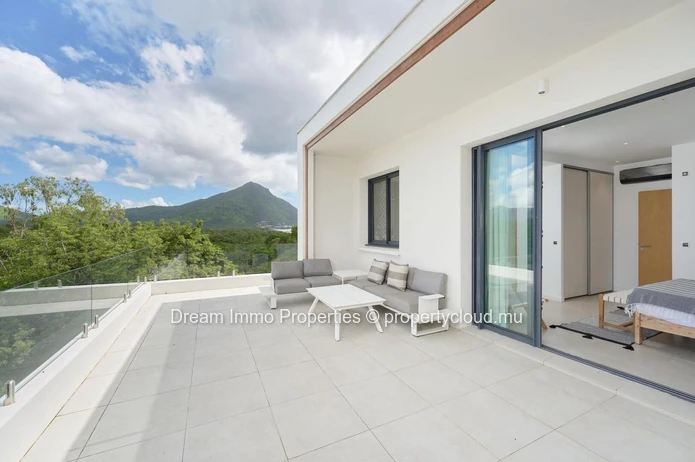 Villa With Mountain Views & Surrounding Nature, A Stone's Throw From The Tamarina Golf Course - Mauritius