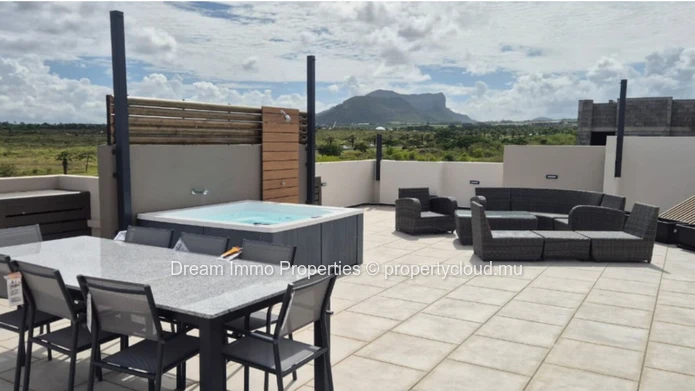Superb Penthouse For Rent With Sea & Mountain Views In Flic En Flac – Mauritius